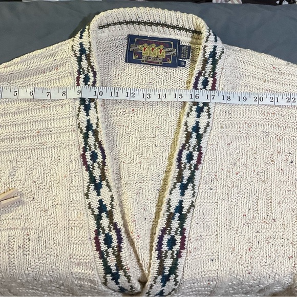Vintage Ralph Lauren Cream Cardigan with Patterned Trim - Picture 11 of 16